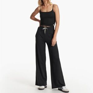 Vuori Halo Wide Leg Pants